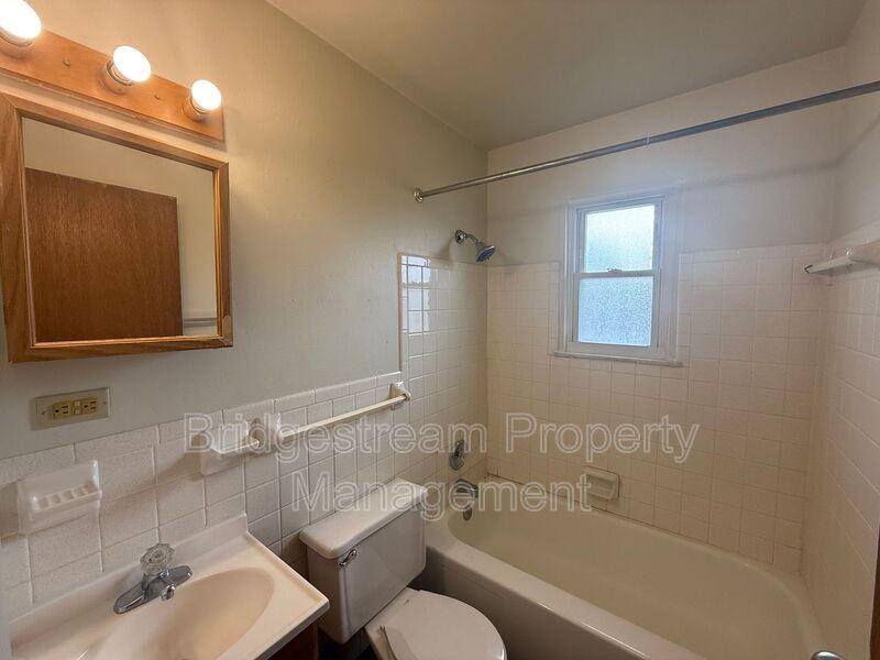 111 Imperial Ct - Photo 6 of 6