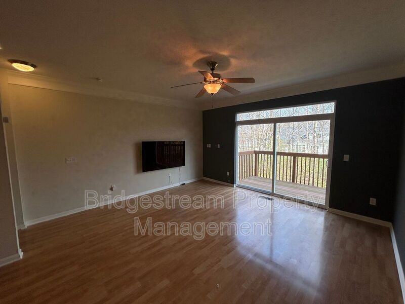 4292 Straight Arrow Rd - Photo 4 of 13