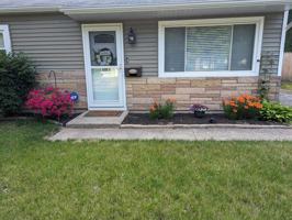 featured image of 2236 Warrick St