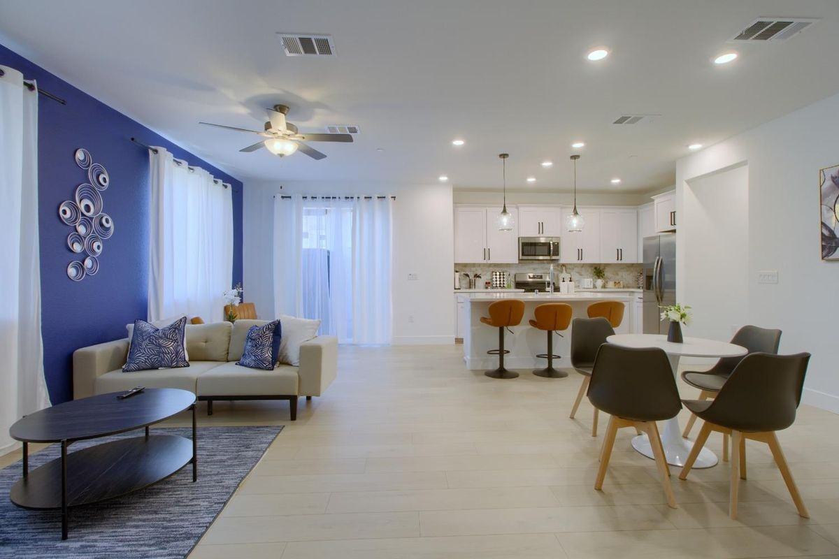 2123 Sieber Dr - Photo 3 of 12