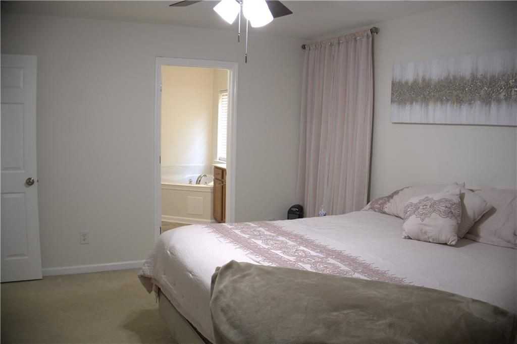 64 Hill Crest Cir - Photo 2 of 10