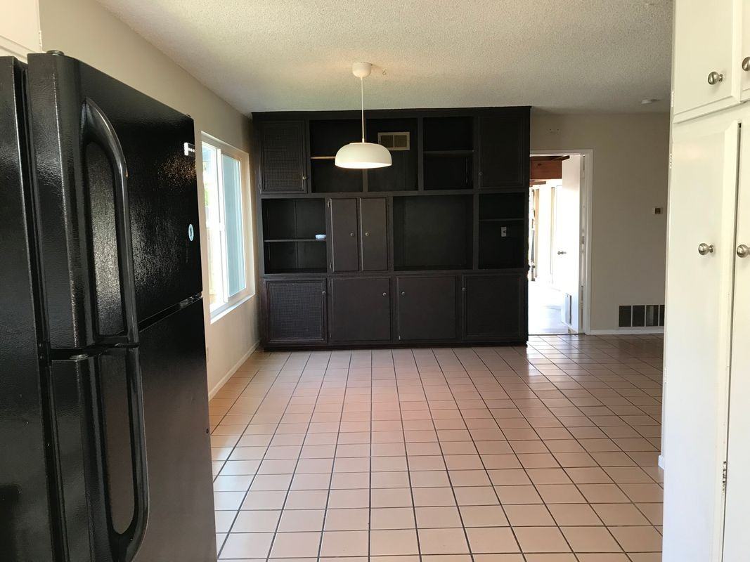 4592 Benhurst Ave - Photo 3 of 14