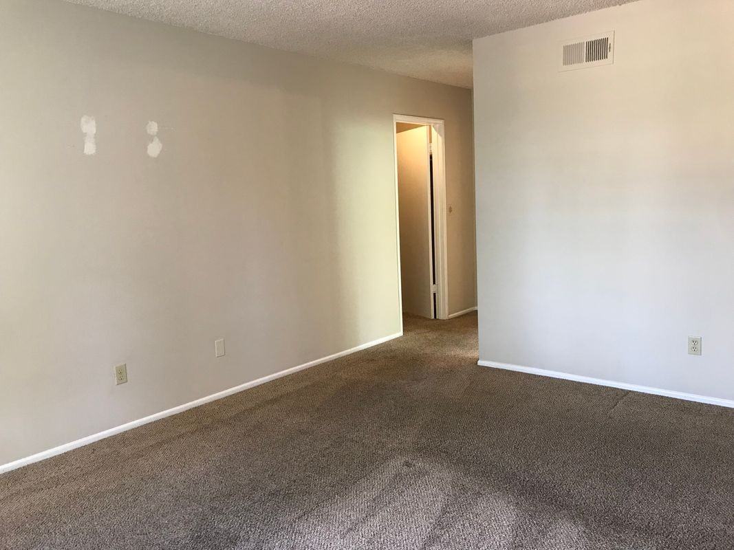 4592 Benhurst Ave - Photo 4 of 14