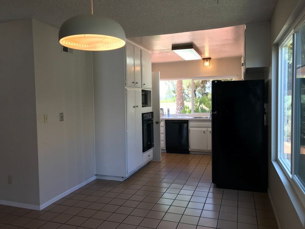 4592 Benhurst Ave - Photo 6 of 14