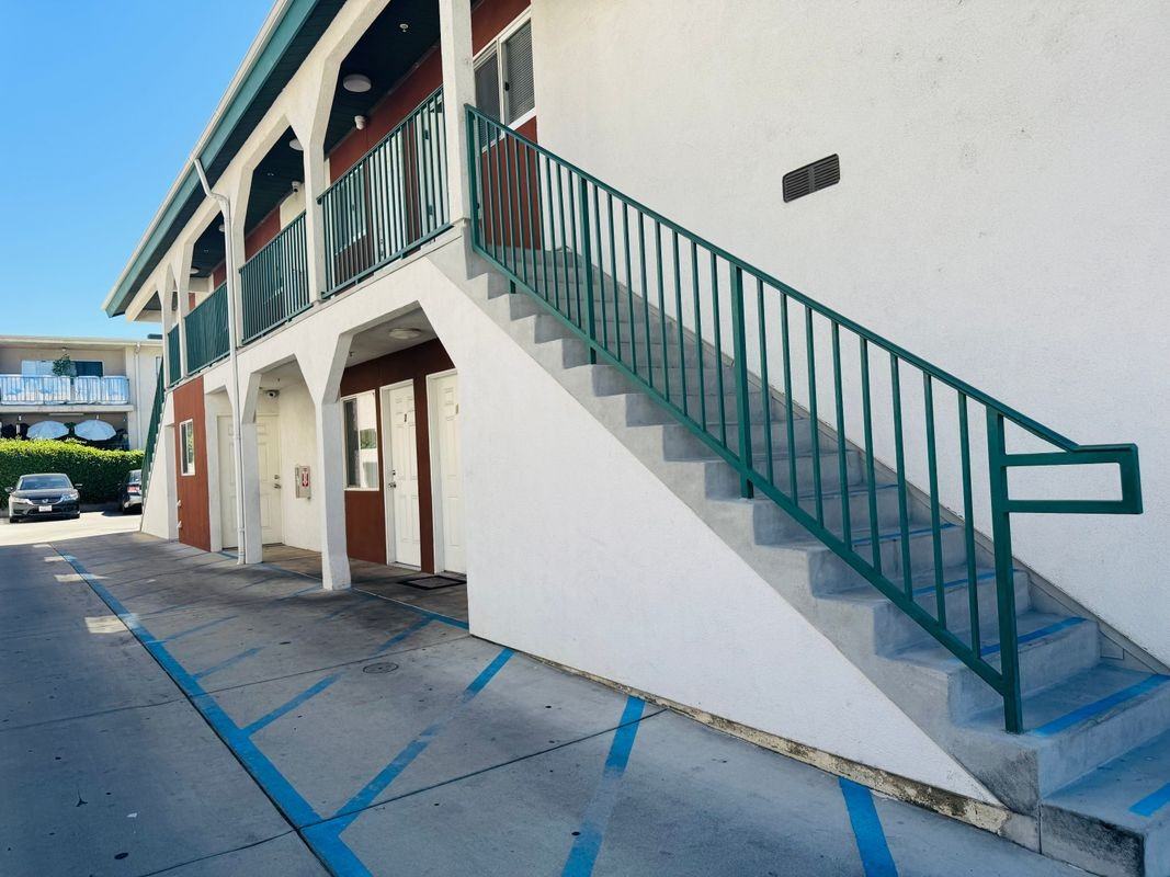 7228 Independence Ave ##03 - Photo 3 of 8