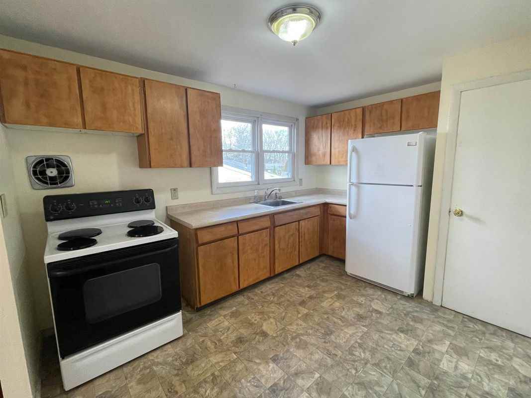 10 Larry Ln - Photo 7 of 18