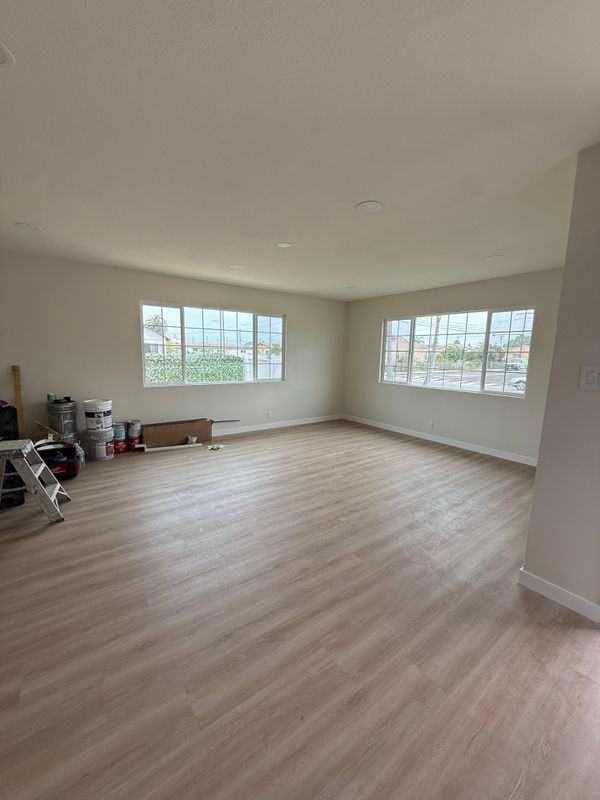 105 S Roosevelt Ave - Photo 3 of 9