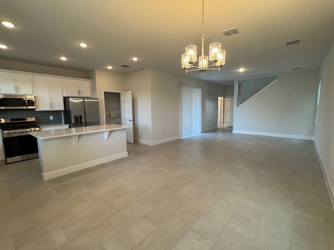 357 Belmond Dr - Photo 2 of 14