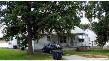 featured image of 1602 N Cedar St