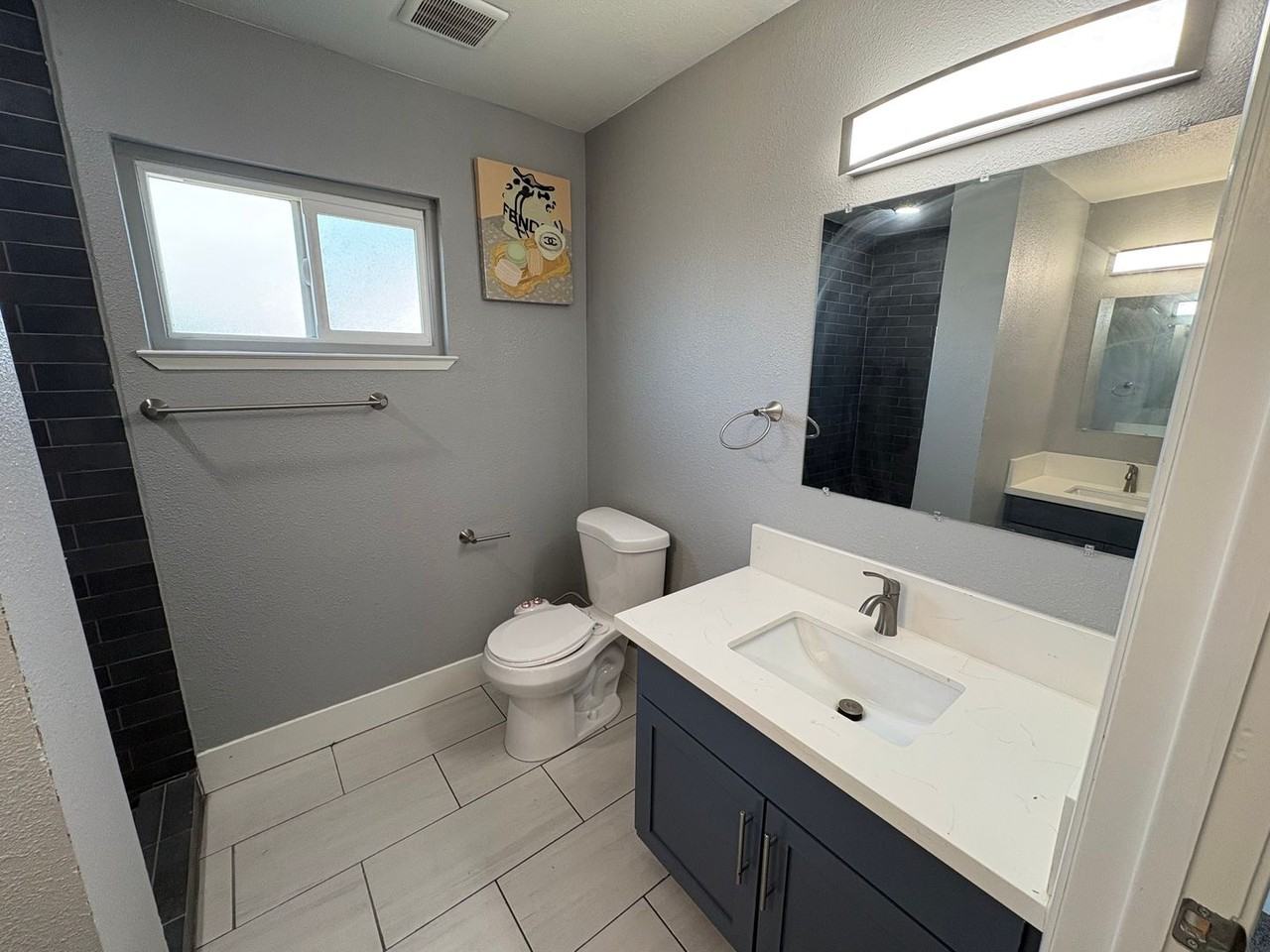 609 S Acacia Dr - Photo 5 of 34