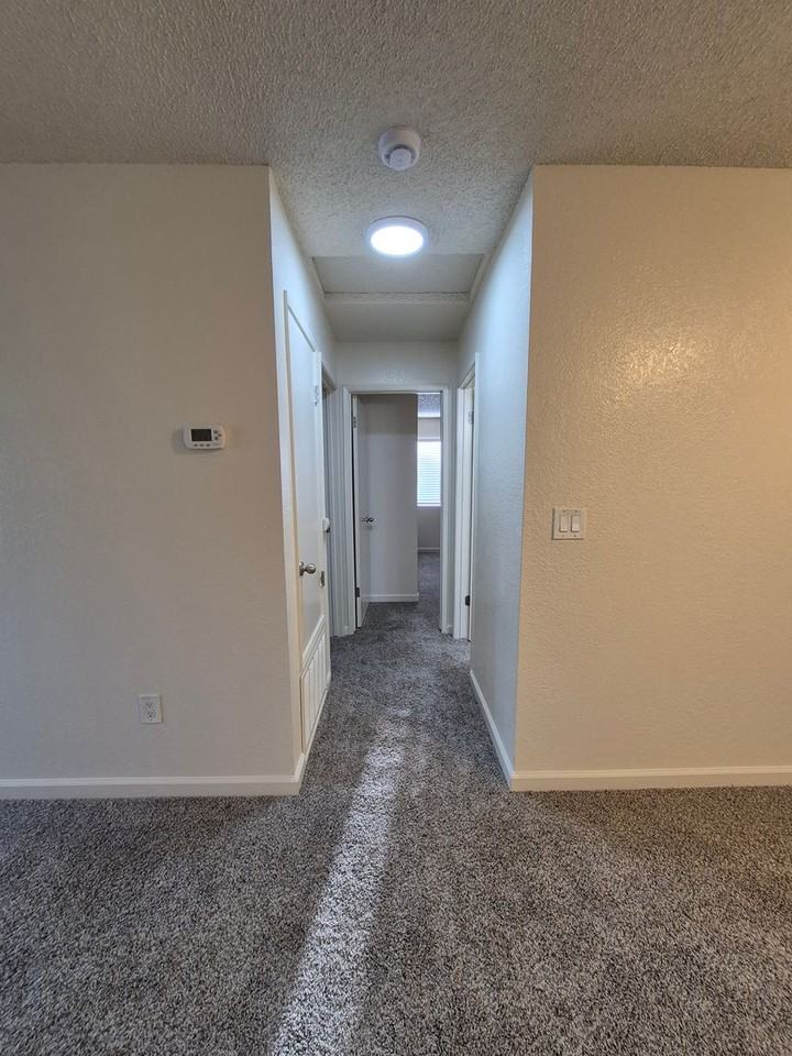 Foxworth Apartments - Photo 7 of 28