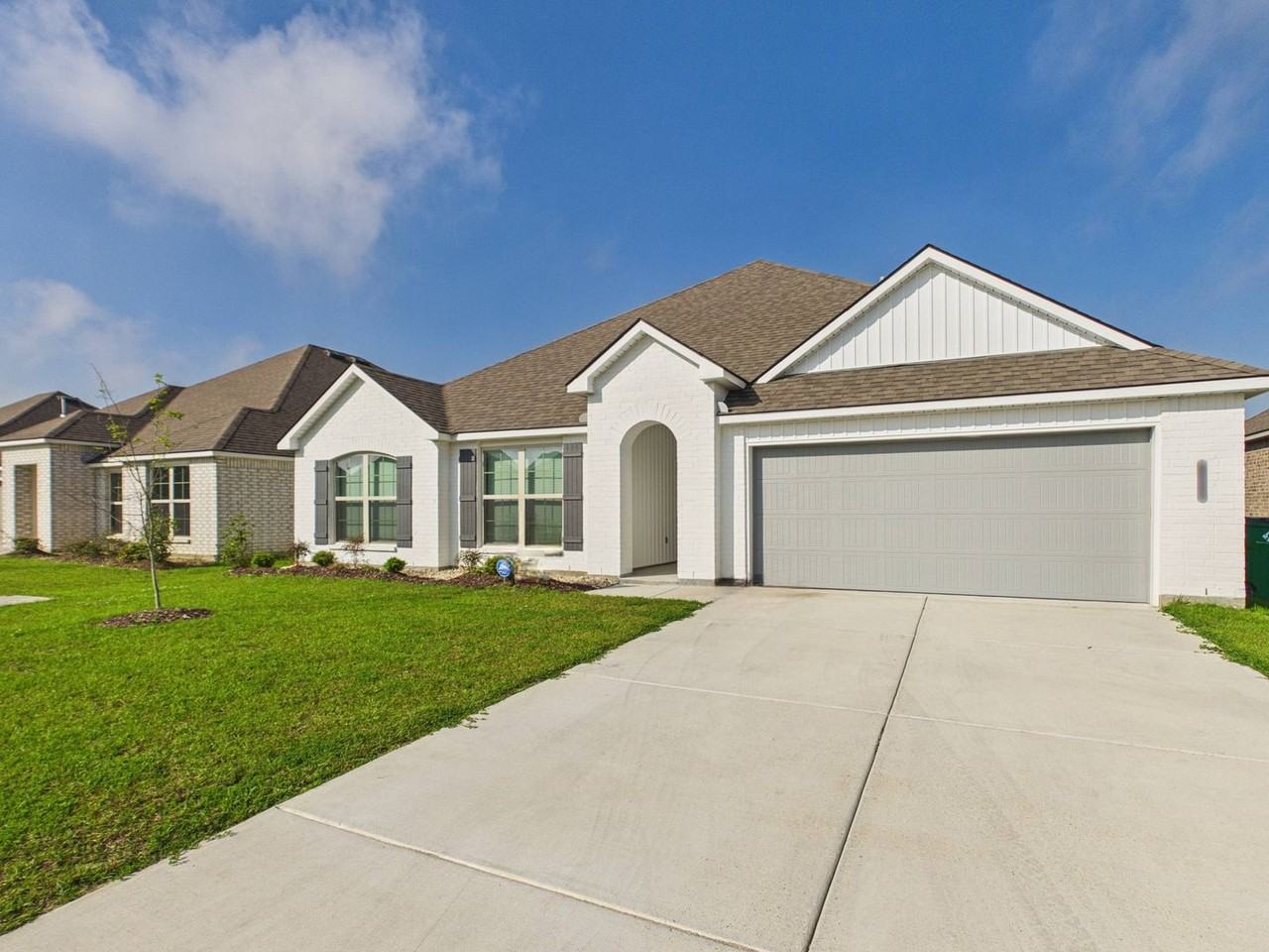 3408 Magnolia Lakes Blvd - Photo 2 of 41