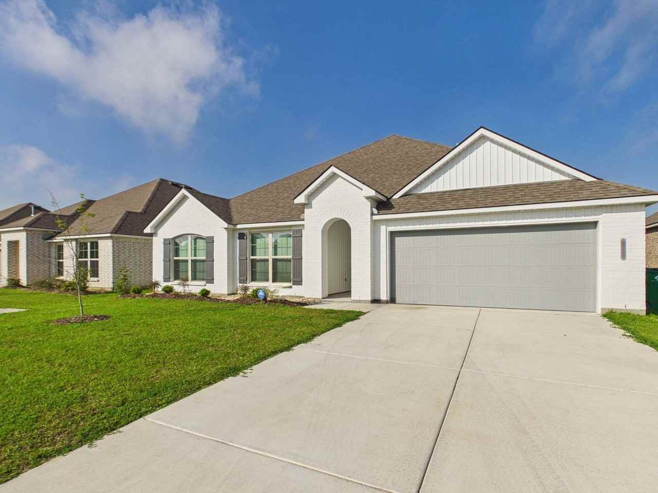 3408 Magnolia Lakes Blvd - Photo 3 of 41
