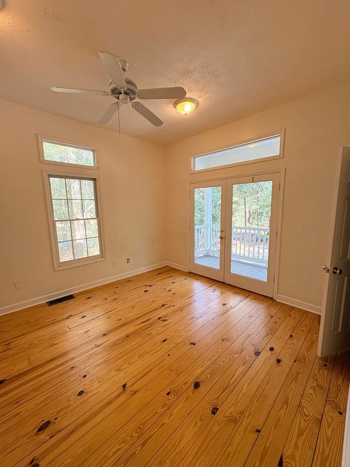 1066 May River Rd - Photo 5 of 30