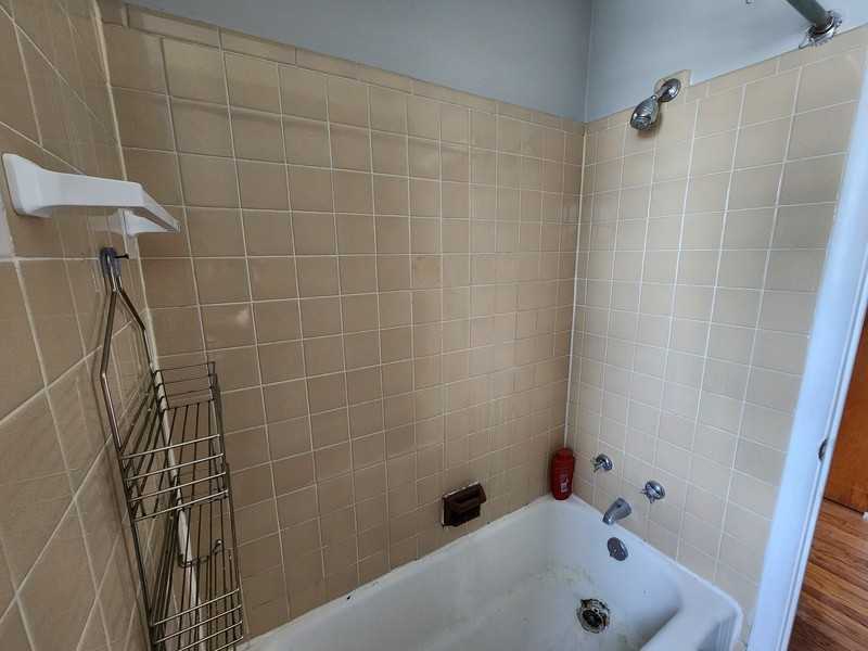 96 S Hamilton St - Photo 7 of 10