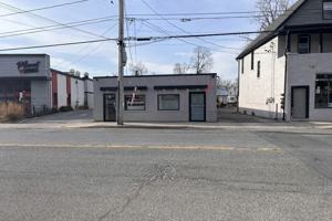 featured image of 826 Main St