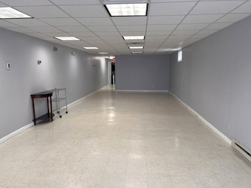 826 Main St - Photo 2 of 9