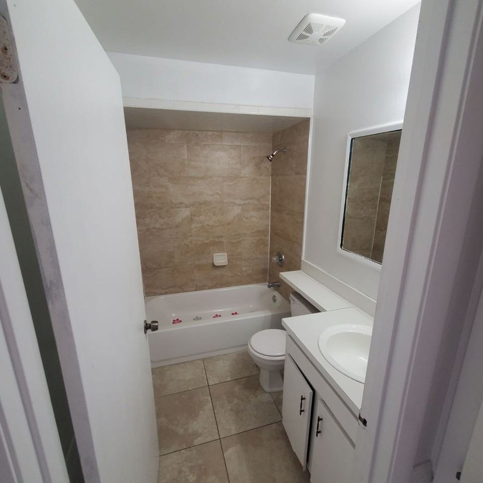 1504 Peavy Ct - Photo 4 of 7