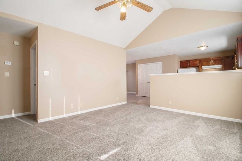 1945 Timberline Cir - Photo 2 of 16