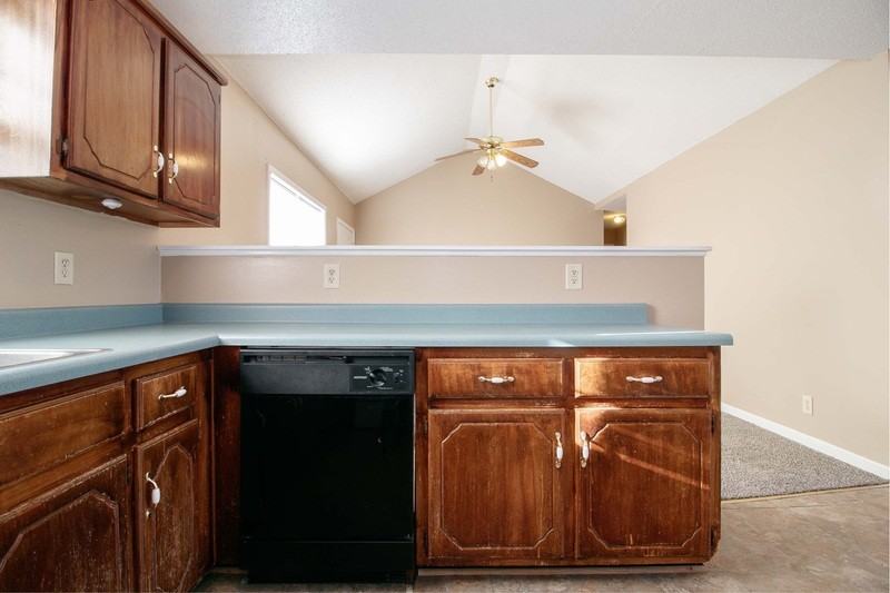 1945 Timberline Cir - Photo 6 of 16