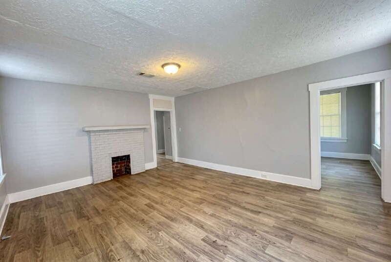 1111 Henry Ave - Photo 4 of 13