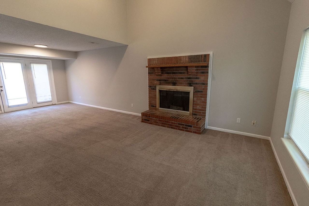 3602 Hermitage Rd - Photo 2 of 28