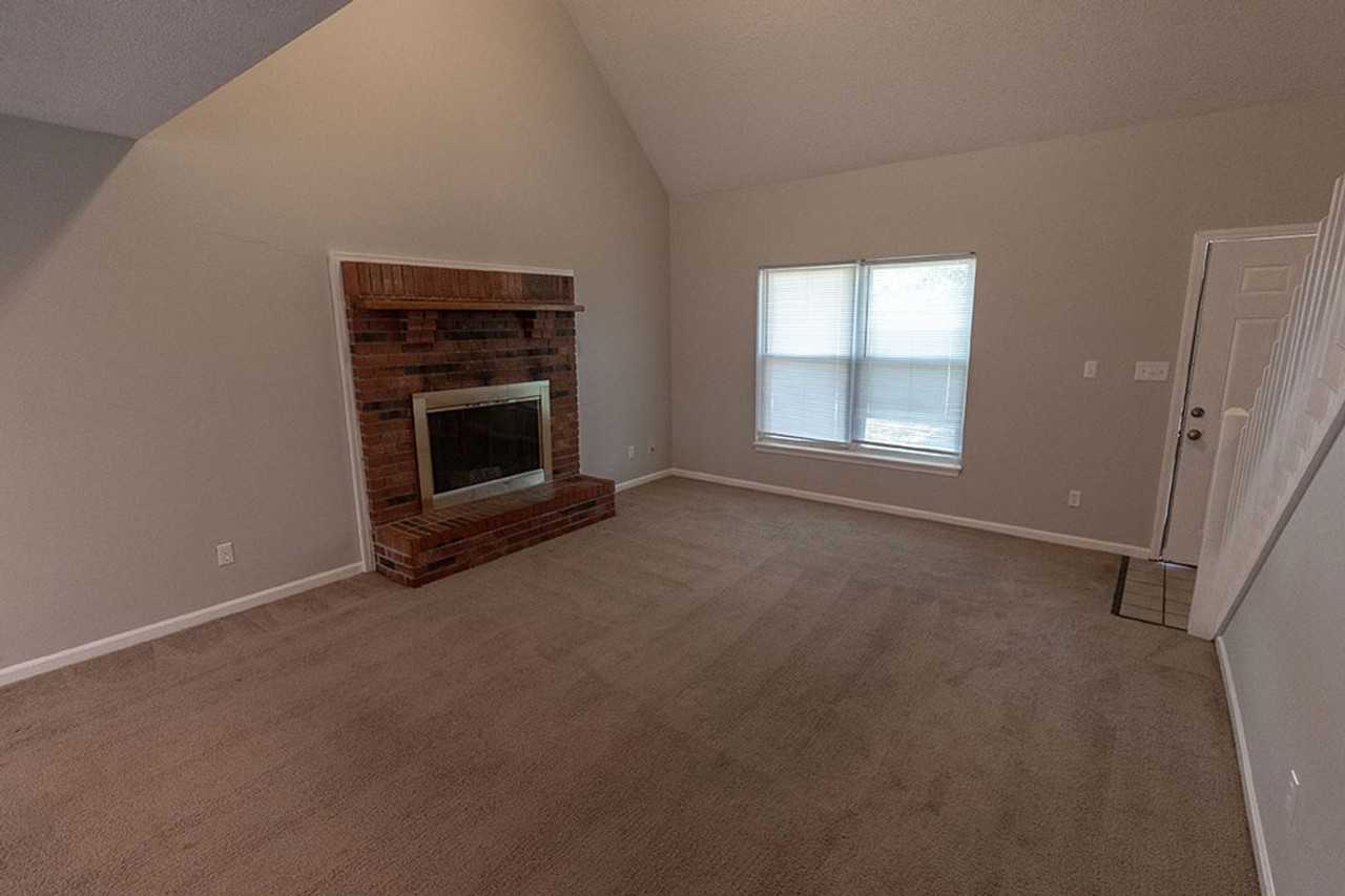 3602 Hermitage Rd - Photo 3 of 28