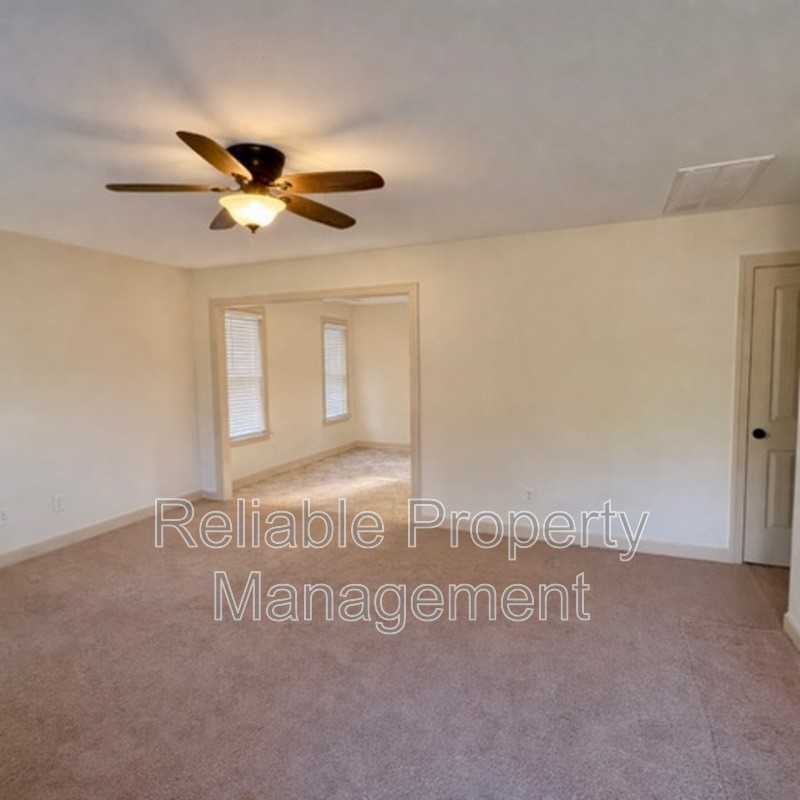 90 Young Rd - Photo 3 of 15