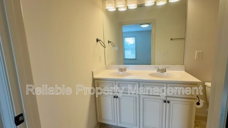 90 Young Rd - Photo 5 of 15