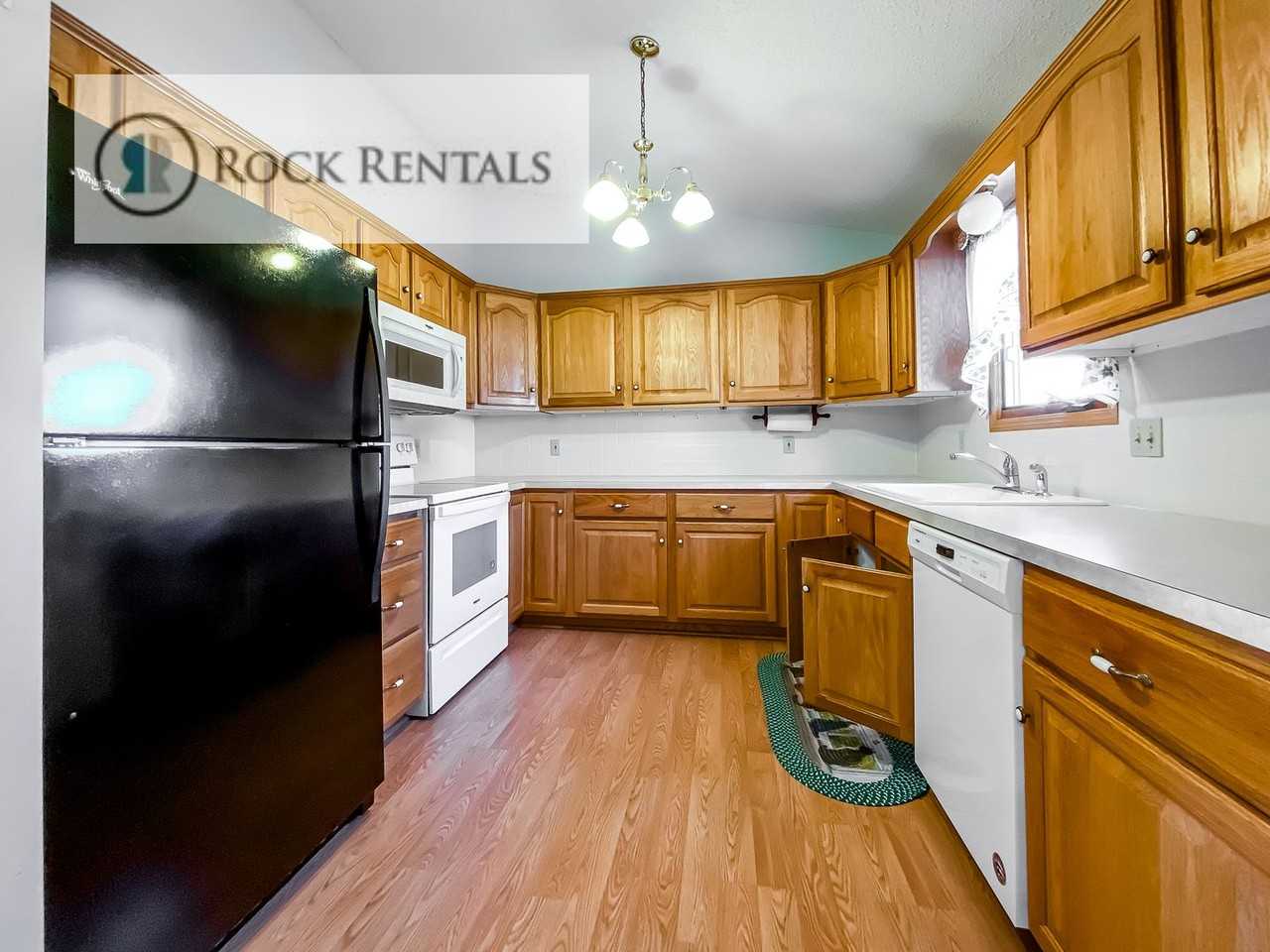 14 Des Moines Ave - Photo 7 of 18