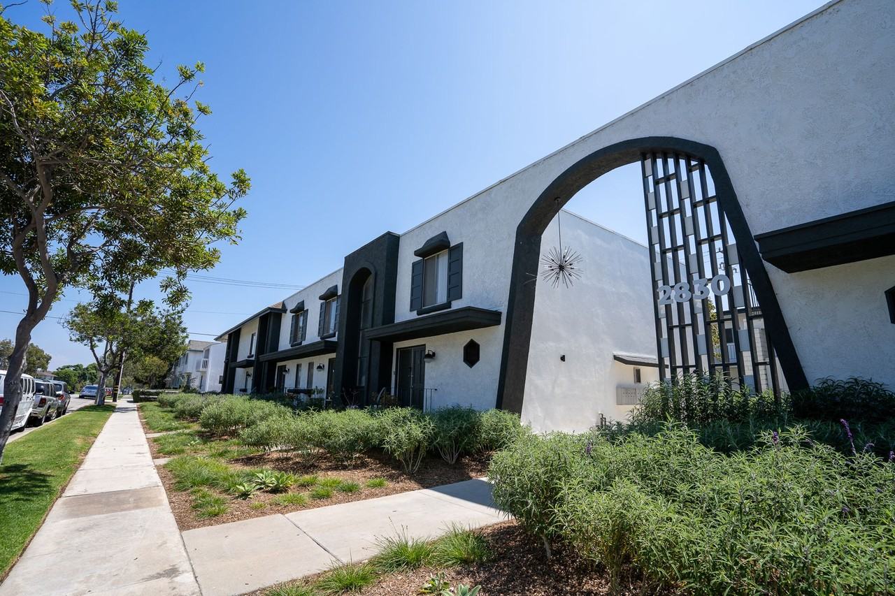 Paloma E32 LLC - Photo 2 of 4