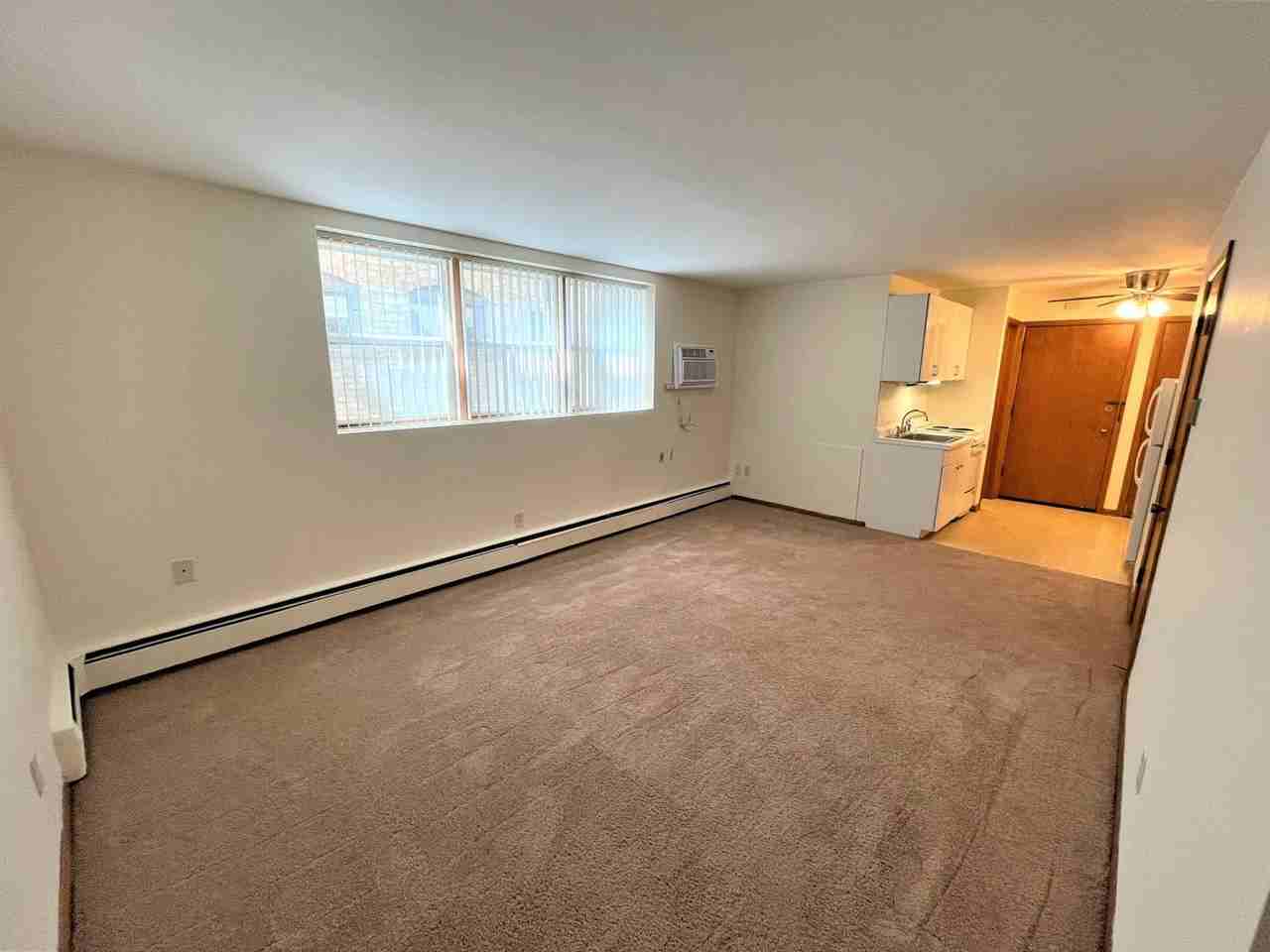 2714 W 43rd St Apartments - Photo 5 of 11