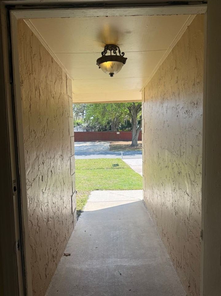 62 Dorset Dr - Photo 4 of 26