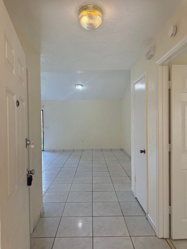 62 Dorset Dr - Photo 5 of 26