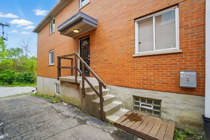 39 Wuest St #5 - Photo 2 of 16