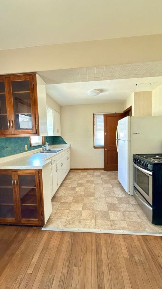 3022 Ferry St - Photo 7 of 13