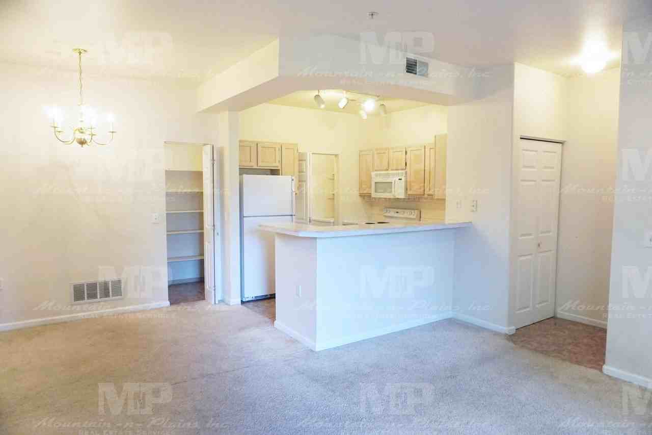 4545 Wheaton Dr Unit E260 - Photo 3 of 12