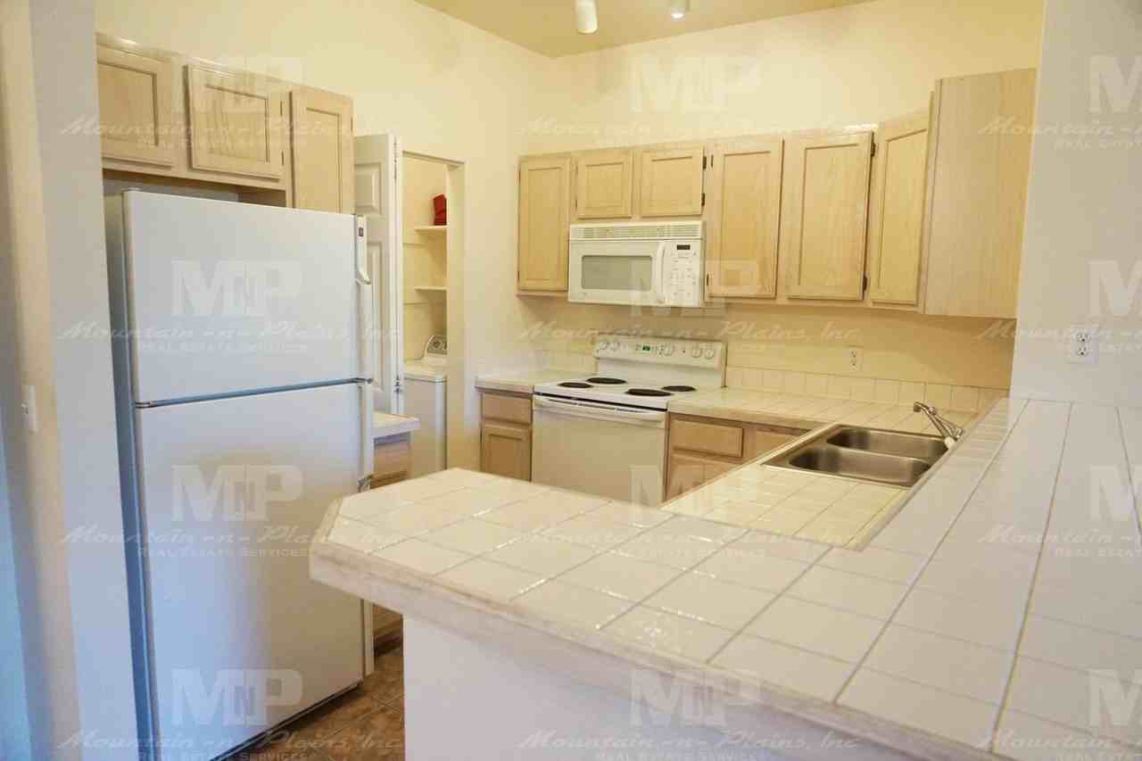 4545 Wheaton Dr Unit E260 - Photo 4 of 12