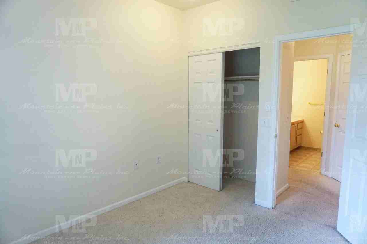 4545 Wheaton Dr Unit E260 - Photo 5 of 12