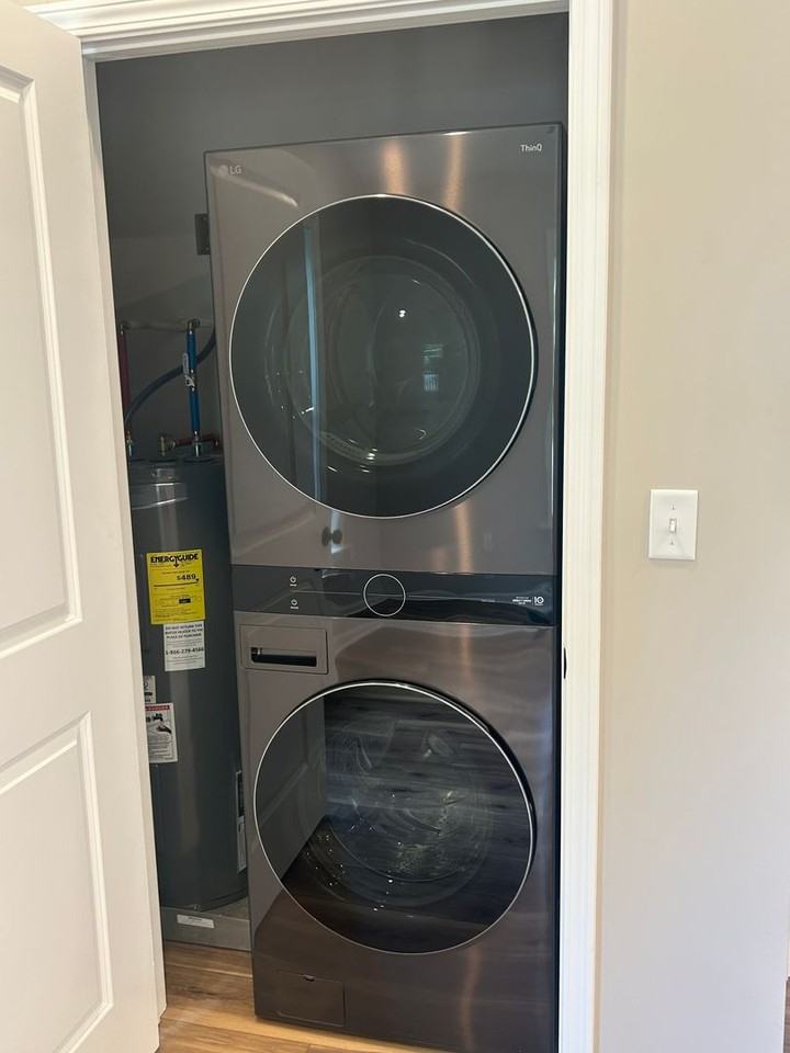 1210 Rogers Dr - Photo 5 of 10