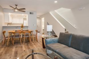 2110 De La Vina St - Photo 1 of 1