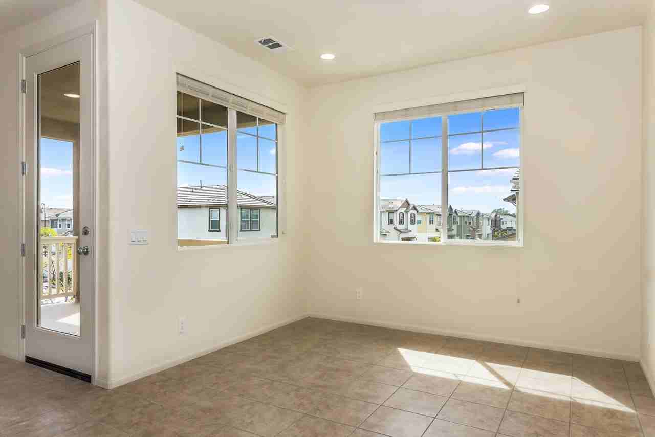 6602 Sand Castle Pl - Photo 4 of 18