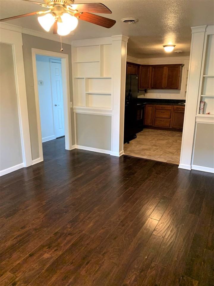 134 West Dr - Photo 5 of 17