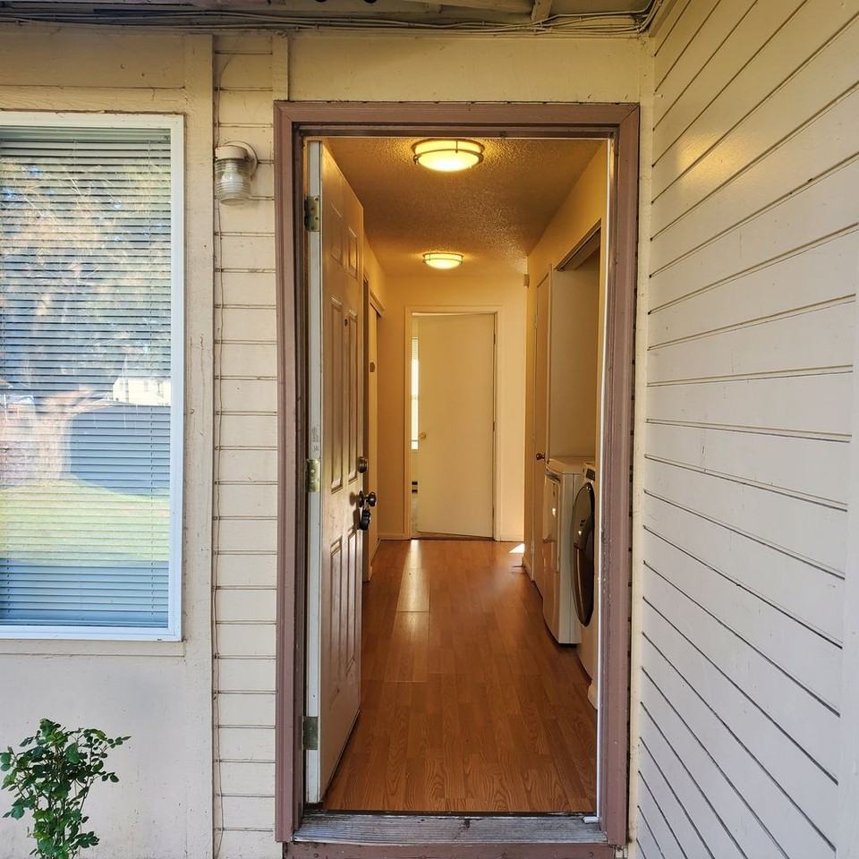 10401 13th Avenue Ct S - Photo 3 of 20