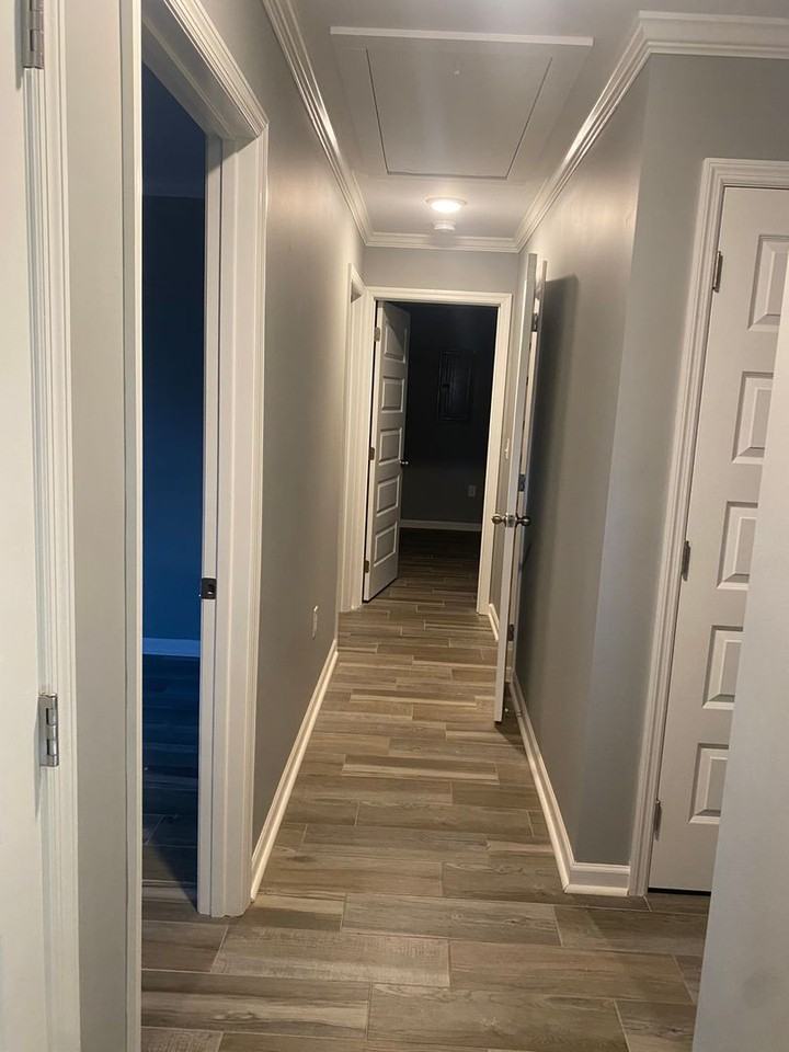 416 N Broadway St - Photo 4 of 6