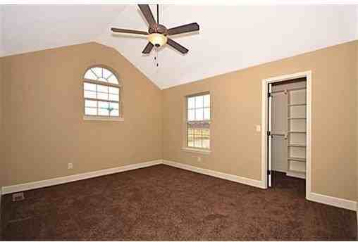 12321 Nw Hunter Dr - Photo 4 of 9