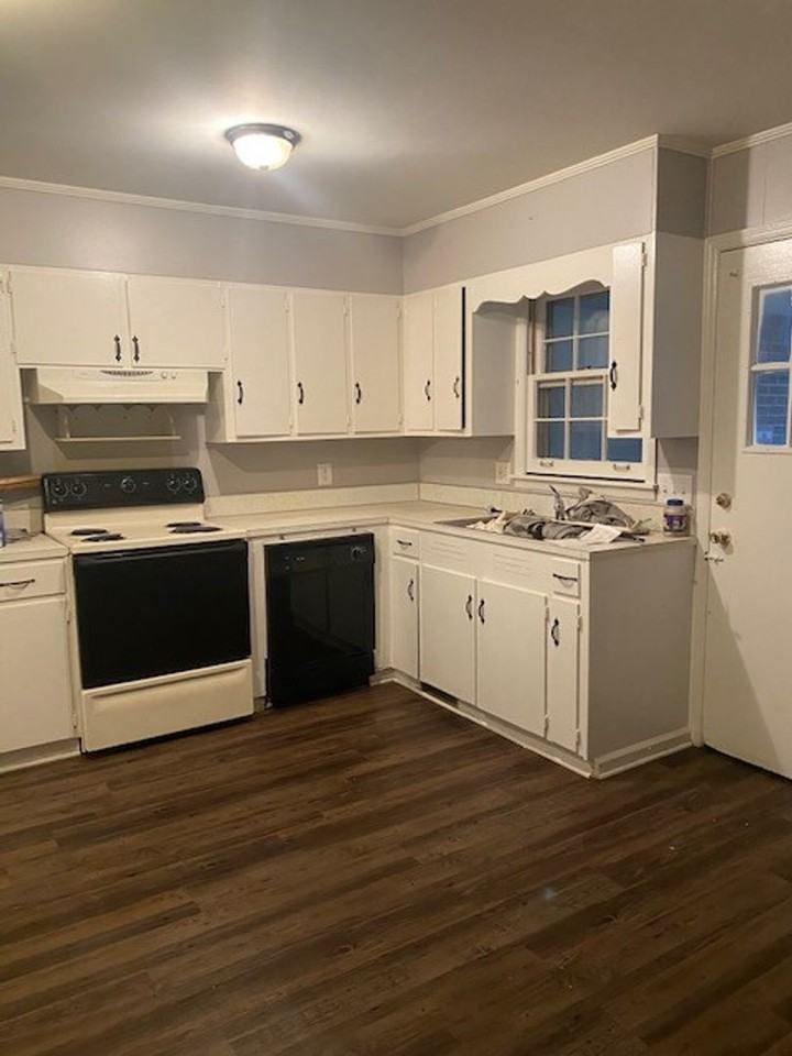 734 12th St Nw - Photo 7 of 13