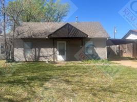 featured image of 2131 Pearson Dr