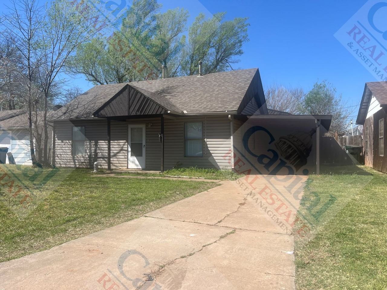 2131 Pearson Dr - Photo 2 of 37