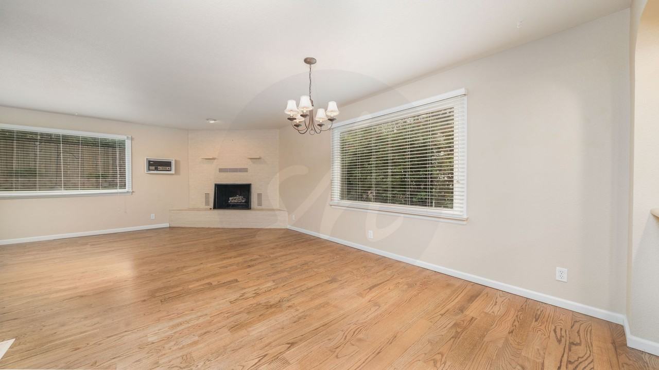 110 Trout Ave - Photo 7 of 19